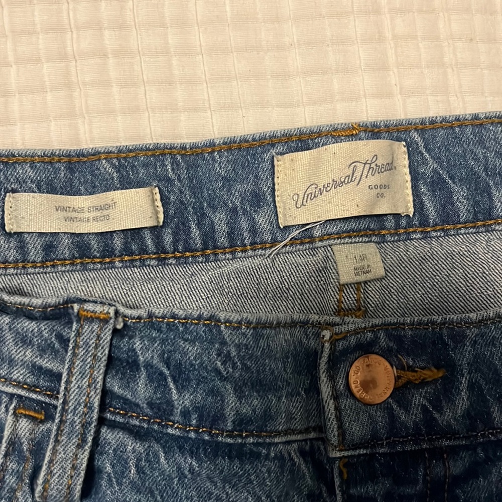 Universal Thread vintage straight jeans in size 14R